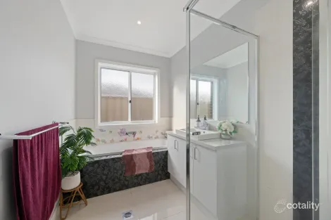 Property photo of 41 Trotman Drive Wangaratta VIC 3677