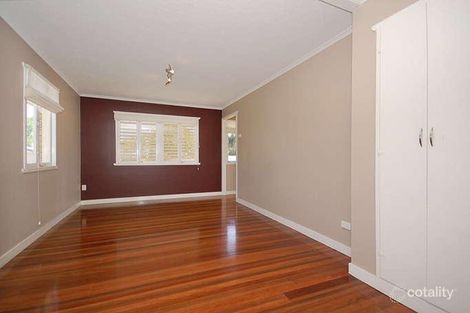 Property photo of 32 Dowrie Street Upper Mount Gravatt QLD 4122