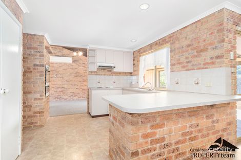 Property photo of 33 Eastcott Way Tarcoola Beach WA 6530