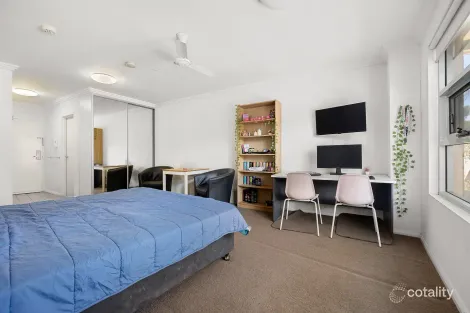 60/101 Hennessy St, Belconnen, ACT 2617