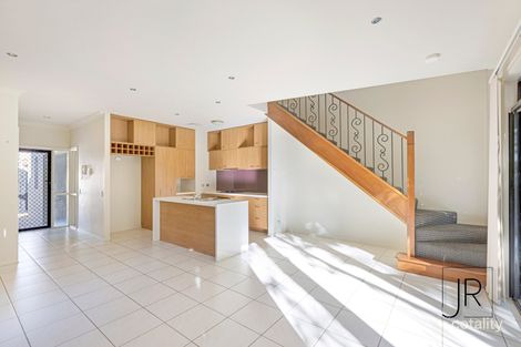 17/7 Elliott St, Surfers Paradise, QLD 4217