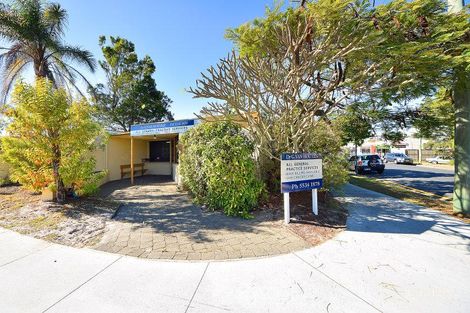 18 Sixth Ave, Palm Beach, QLD 4221