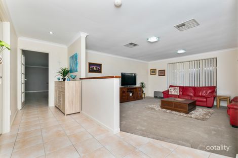 Property photo of 13 Lagoon Heights Ballajura WA 6066