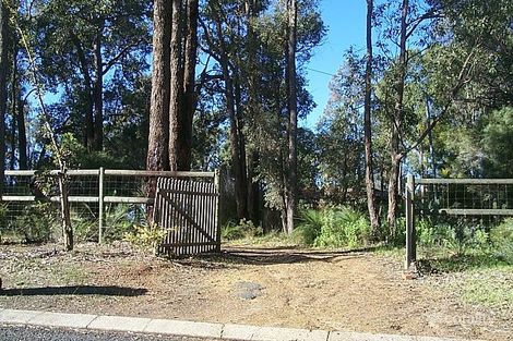 Property photo of 8 Matthews Way Stoneville WA 6081