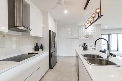 Property photo of 33 Bloodwood Street Zuccoli NT 0832