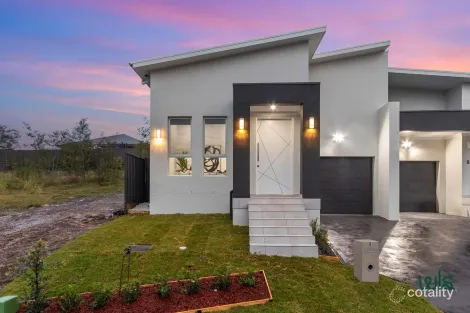 8a Becher Rd, Farley, NSW 2320