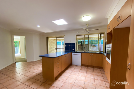 Property photo of 2/100 Cootharaba Drive Helensvale QLD 4212