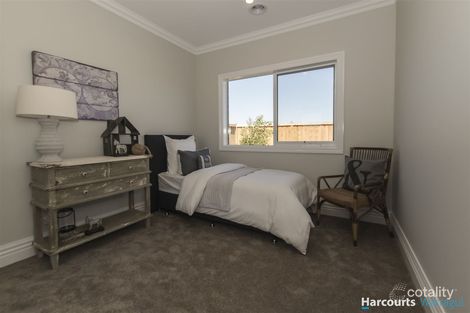 Property photo of 26 Highvale Rise Warragul VIC 3820