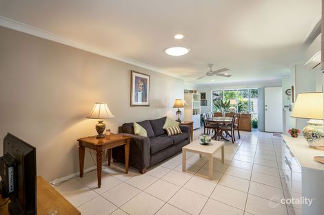 Property photo of 1/3 Liam Court Labrador QLD 4215