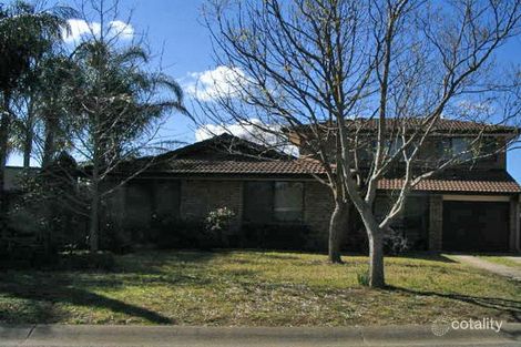 31 Windrush Cct, St Clair, NSW 2759