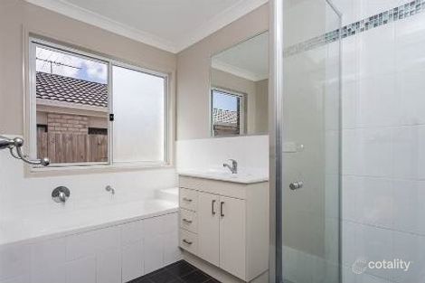 Property photo of 19 Eugenia Avenue Rothwell QLD 4022