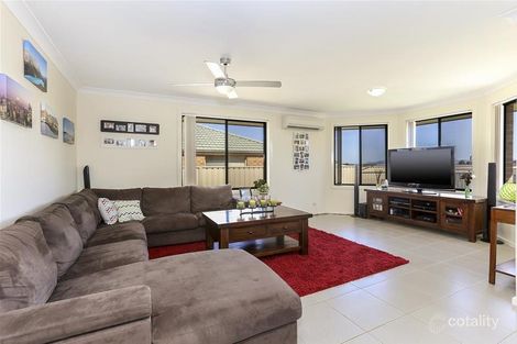 Property photo of 1/67 Casey Drive Hunterview NSW 2330