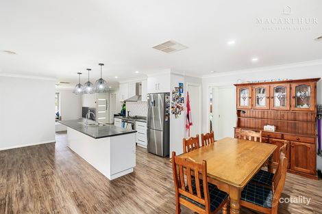 Property photo of 9 Morris Crescent Gobbagombalin NSW 2650
