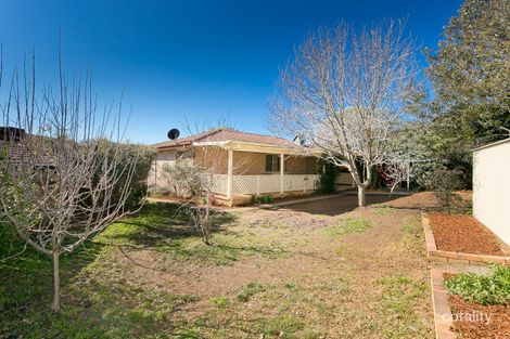 Property photo of 8 Namai Place Queanbeyan West NSW 2620