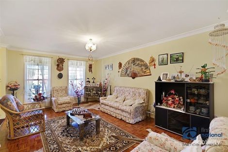 Property photo of 2 Azalea Place Macquarie Fields NSW 2564