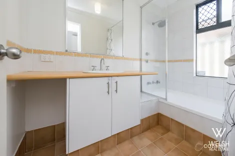 Property photo of 2/9 Parkview Parade Redcliffe WA 6104