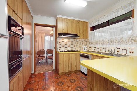Property photo of 8 Rolstone Court Narre Warren VIC 3805