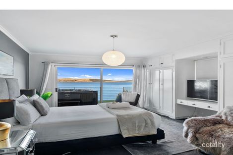 Property photo of 2/816 Sandy Bay Road Sandy Bay TAS 7005