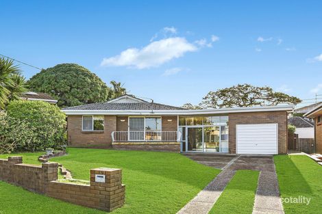 Property photo of 19 The Glade Labrador QLD 4215