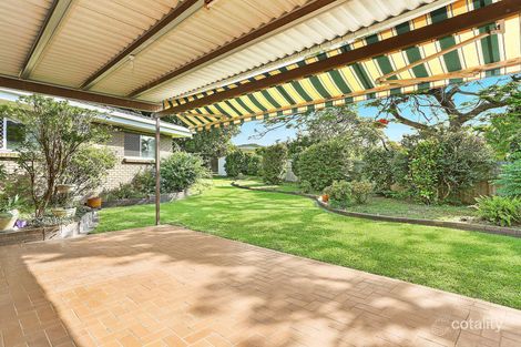 Property photo of 19 The Glade Labrador QLD 4215