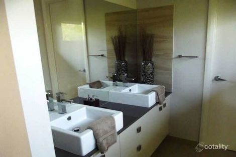 Property photo of 9 Phillip Hyland Drive Yarrawonga VIC 3730