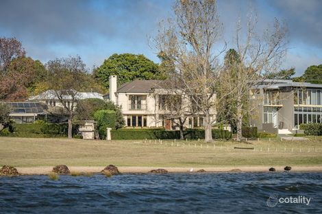 Property photo of 16 Brown Street Yarralumla ACT 2600