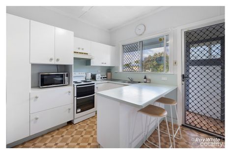 Property photo of 44 Tung Yeen Street Park Avenue QLD 4701
