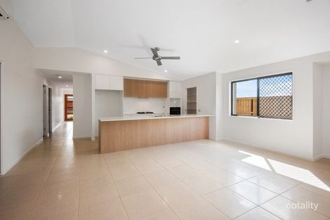 Property photo of 135 Adrian Circuit Nirimba QLD 4551