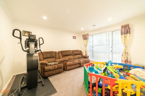 Property photo of 27 Diamond Drive Orange NSW 2800