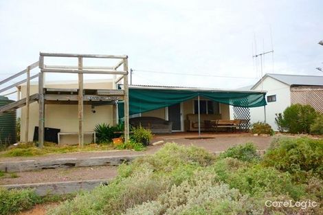 Property photo of 8 Eremophila Cove Point Lowly SA 5601