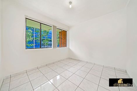 Property photo of 2/22 Remembrance Avenue Warwick Farm NSW 2170