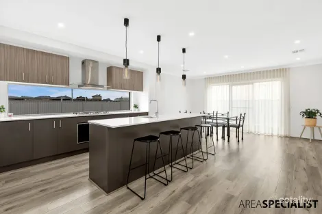 Property photo of 26 Salinga Drive Werribee VIC 3030
