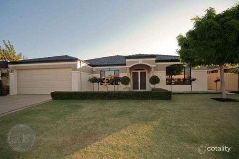 8 Sholto Cres, Canning Vale, WA 6155