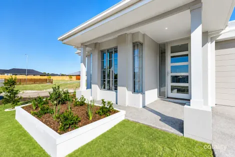 39 Dougan St, Point Vernon, QLD 4655
