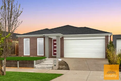 Property photo of 47 Toolern Waters Drive Weir Views VIC 3338
