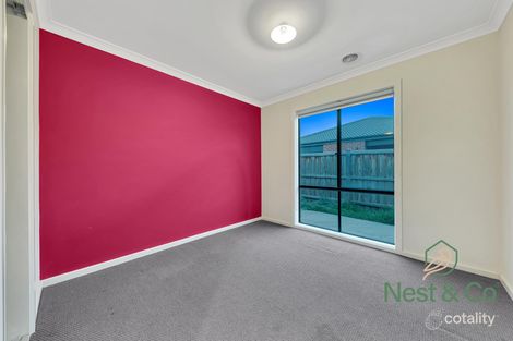 Property photo of 74 Whiteleaf Drive Mickleham VIC 3064