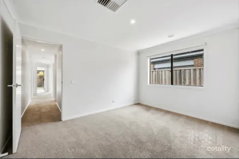 Property photo of 7 Haystack Drive Truganina VIC 3029
