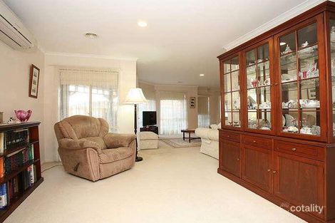 Property photo of 83 McKenzie Crescent Roxburgh Park VIC 3064