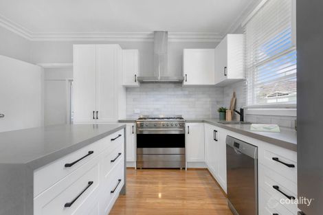Property photo of 5 Wallace Street Maidstone VIC 3012