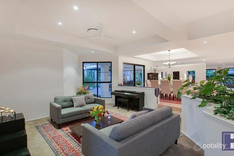 Property photo of 2 Hart Court Brookfield QLD 4069