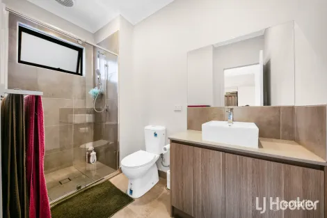 Property photo of 10 Athena Road Weir Views VIC 3338