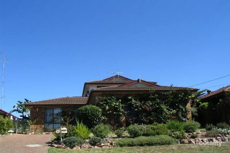 8 Cromdale Pde, Maryland, NSW 2287