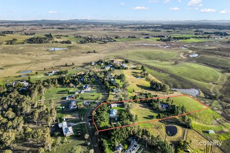 4 Loch Goyle Dr, Woodville, NSW 2321