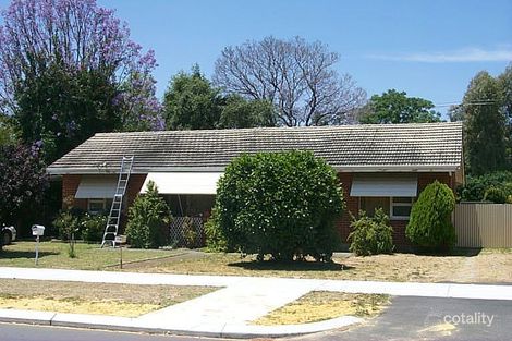 14 Ashworth St, Cloverdale, WA 6105