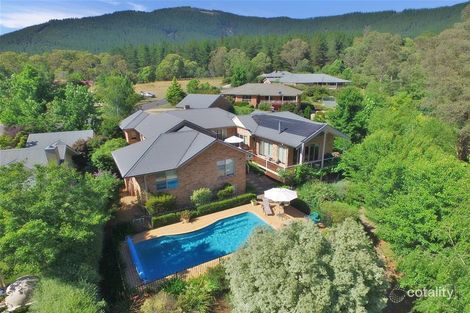 Property photo of 7 Colonial Court Bright VIC 3741