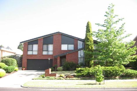 12 Harvell Ct, Doncaster, VIC 3108