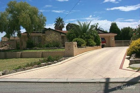 Property photo of 4 Nissen Place Swan View WA 6056