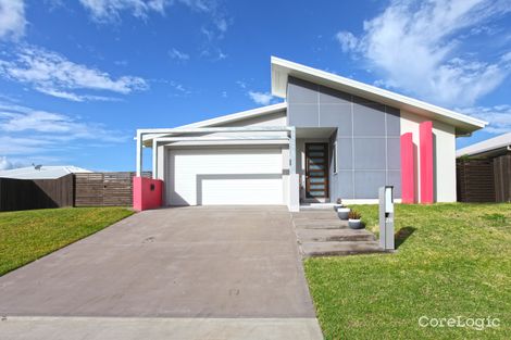 Property photo of 28 Tamron Drive Mount Pleasant QLD 4740