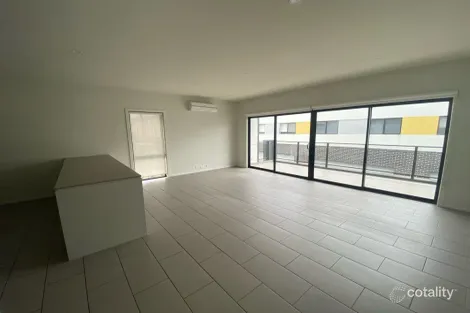 Property photo of 8 Poble Walk Avondale Heights VIC 3034