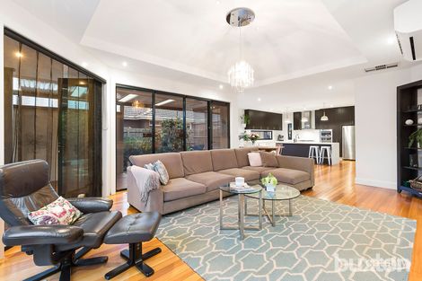 Property photo of 3 Box Court Bentleigh East VIC 3165